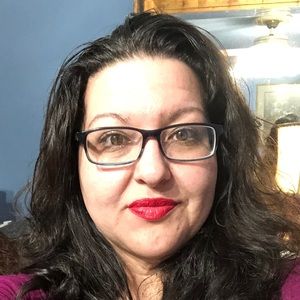 Meet your Posher, Jacqueline